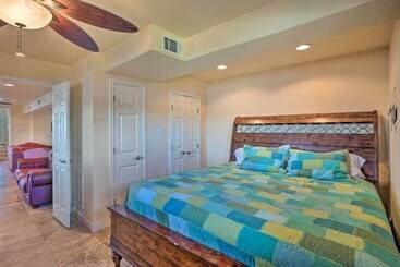 별장 Dock & Fire Pit: Waterfront Cedar Creek Lake Home