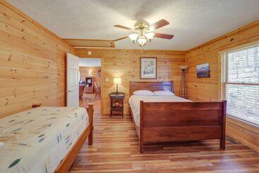 بيت ريفى Game Room + Mtn Views: Banner Elk Cabin