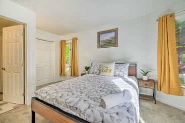 קוטג'' ~ 14 Mi To Skiing: Tobyhanna Gem W/ Fire Pit!