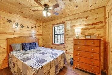 بيت ريفى Broken Bow  Starlight Cabin  W/ Private Hot Tub!