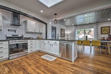 별장 Fredericksburg Getaway W/ Covered Deck & Fire Pit!