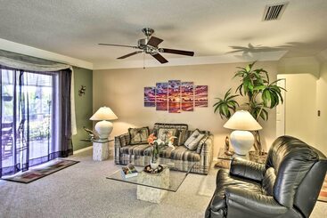 بيت ريفى Merritt Island Home W/ Boat Dock On Canal Front!