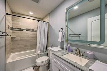 بيت ريفى Updated Royal Retreat On 5 Acres:  Hidden Creek