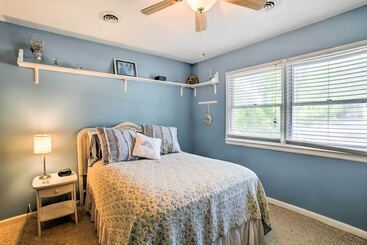 コテージ Oak Island Home W/ Fenced Yard, Walk To Long Beach