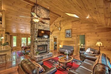 کلبه Pocono Cabin Retreat W/ Deck ~ 9 Mi To Hickory Run