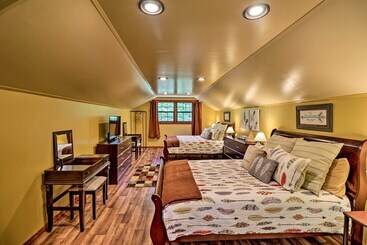 بيت ريفى Ouachita River Cabin: Royal Haven W/ Dock!