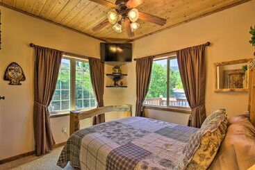 بيت ريفى Spacious Fish Haven Cabin W/ Game Room + Deck!