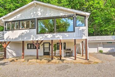 کلبه Stylish Franklin Cabin On 6 Private Acres!