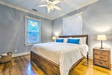 Colorful Cottage W/ Deck ~ 5 Mi To Downtown!