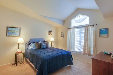 별장 Clearlake Oaks Home W/ Game Room, Dock & Deck