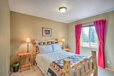 بيت ريفى Grand Jefferson Home W/ Stunning Mtn Views!