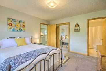 Сельский дом Maggie Valley House W/ Mtn Views   1 Mi To Dt