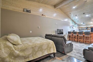 بيت ريفى Modern Arcadia Farmhouse On 80 Acres W/ Fire Pit!
