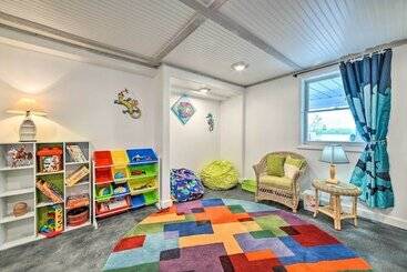 קוטג'' Lakefront Kalkaska Home Near Snowmobile Trails!