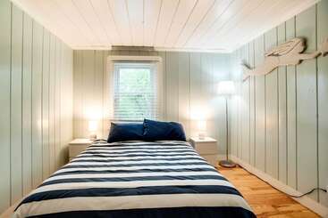 Сельский дом Updated Hyannis Home < 2 Mi To Beach & Golf!