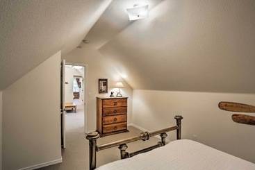 Сельский дом Cabin W/ Backyard Space 1/2 Mi To Trinity Lake!