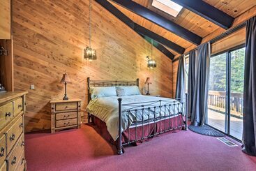 קוטג'' Cozy Grand Woodland Cabin W/ Mountain Views