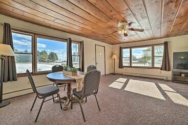 コテージ Cozy Tawas City Home W/ Views Of Lake Huron!