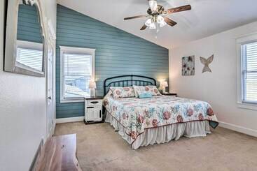 별장 Freeport Home W/ Boat Dock < 2 Mi To Beach!