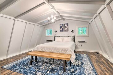 茅舍 Fully Renovated Broadway Cabin W/ Private Hot Tub!