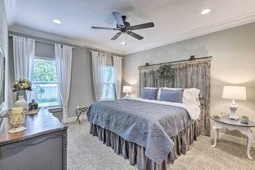 コテージ Historic + Fully Renovated Waxahachie Home!
