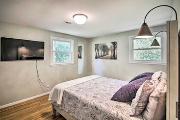 茅舍 Quiet Lakefront Old Hickory Home W/ Patio, Kayaks!