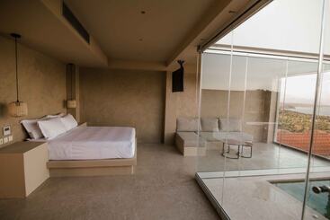 公寓式酒店  Mani Luxury Suites