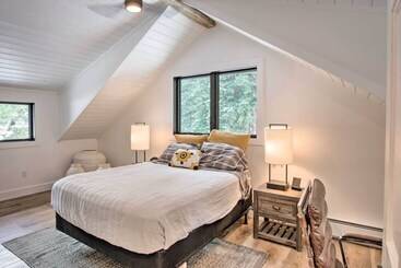 کلبه Modern Riverfront Home: 6 Mi To Big Sky Town!