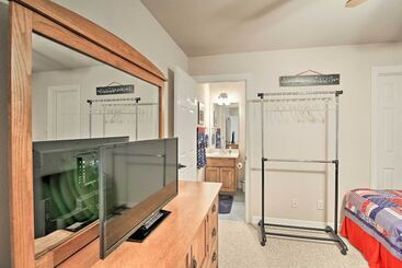 별장 12 Mi To Lake Dunlap: Family Escape W/ Games