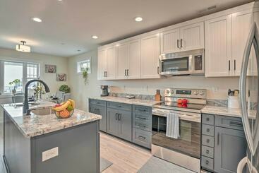 بيت ريفى Peaceful Home W/ Patio < 2 Mi To Nat L Park!