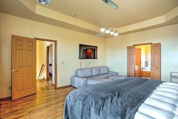 별장 Spacious Oklahoma Country Estate On 2 Acres!