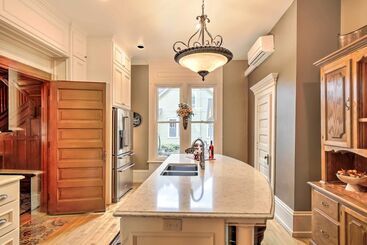 Сельский дом Dog Friendly Home W/ Balcony & Yard In Surgeon Bay