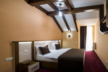 Elegant Hotel & Resort