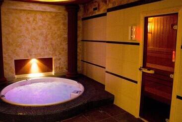 Garni Hotel Leopold I