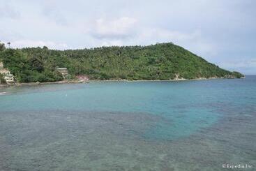 هتل Blue Crystal Beach Resort