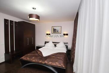 בית מלון כפרי Complex Cochet