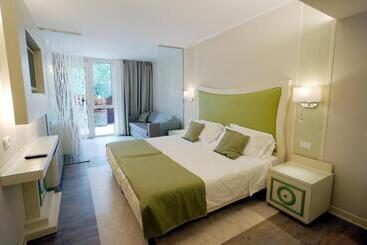 酒店 Majestic Palace