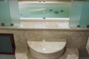 هتل Tiffany Boutique & Spa