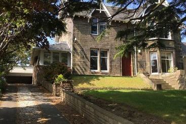 דירה Lanark Residence