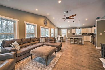 קוטג'' Bright Ludington Home < 1 Mi To Hamlin Lake
