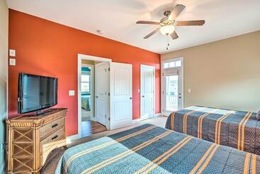 コテージ Chic Surf City Retreat W/ Pool < 1 Block To Beach!