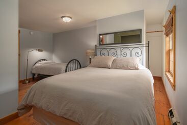 بيت ريفى Private Patio: Colonial Home On Kingdom Trails!