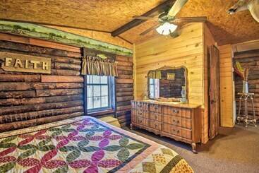 별장 Arkansas Log Cabin Rental Near Lake Greeson!