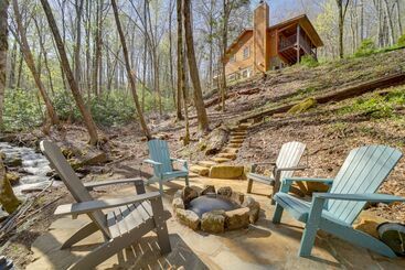 קוטג'' Peaceful Sylva Cabin W/ Mtn Views & Creek!