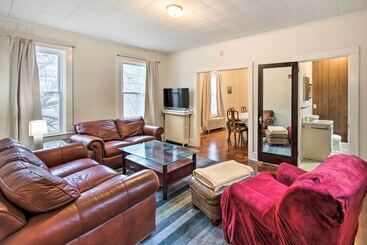 コテージ Roomy Lancaster Home: Walk To Dtwn & Hospital