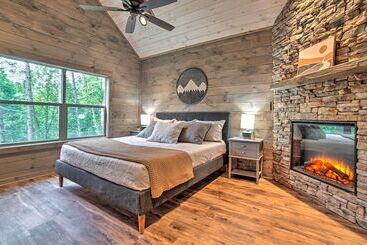 コテージ Sevierville Cabin W/ Hot Tub & Heated Indoor Pool