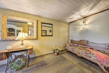 بيت ريفى The Farm House  W/ Deck & Historic Charm!