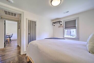 بيت ريفى Updated Brevard Home   Close To Downtown!