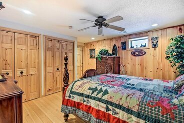 별장 Waubun Lake Cabin W/ Private Dock + Fire Pit!