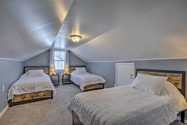 بيت ريفى Charming Family Home ~ 4 Mi To Granite Peak!